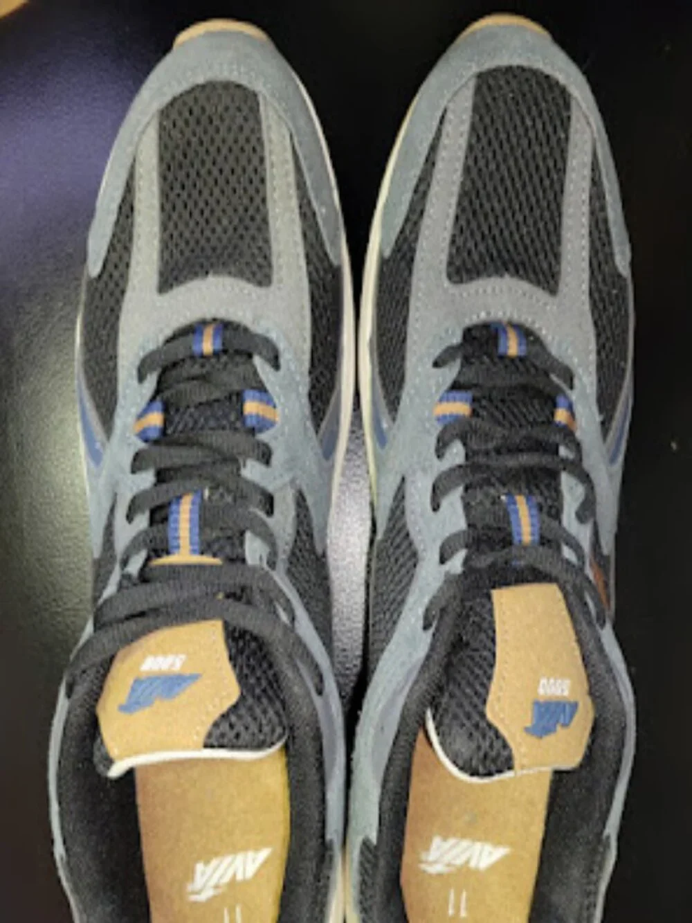Avia Men’s Size 11 Gray Blue Athletic Running Sneakers NWOT